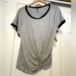 Splash Grey/Navy Front Tie Top 3X NWT